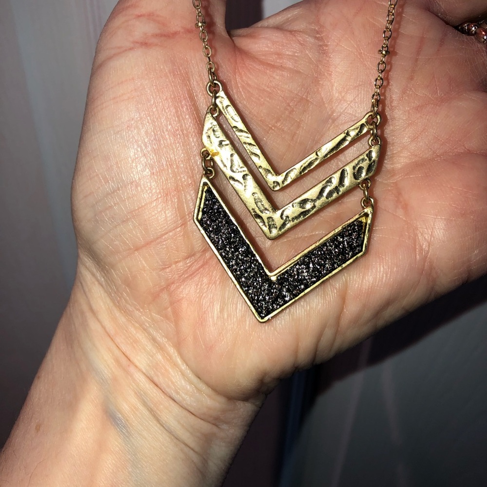 Necklace - Picture 2 of 3